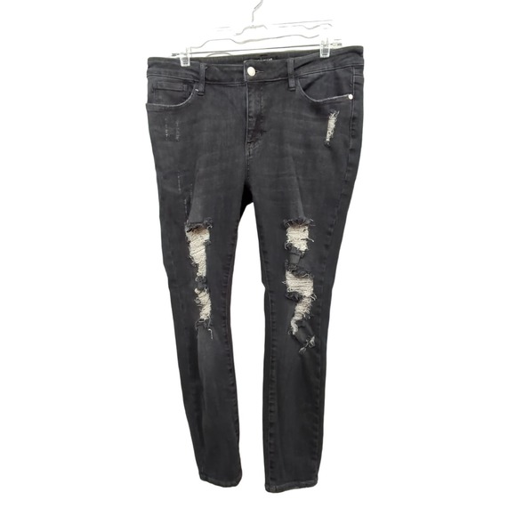 JUDY BLUE Distressed Skinny Black Jeans main image 0